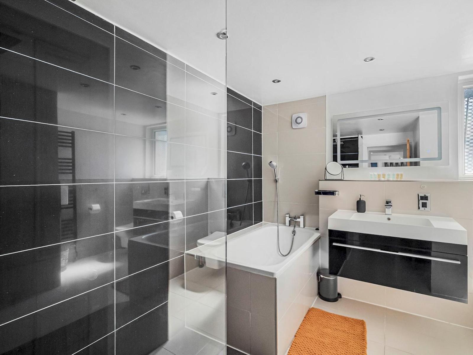 Stylish Maisonette Pass The Keys Casa vacanze Londra