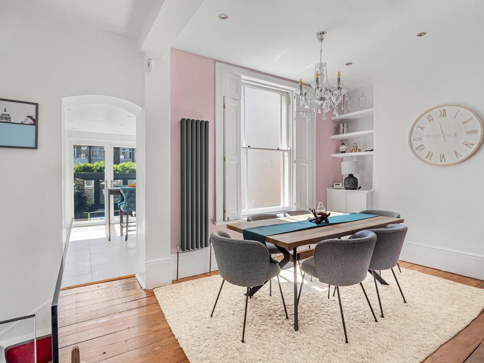 Stylish Maisonette Pass The Keys Casa vacanze Londra