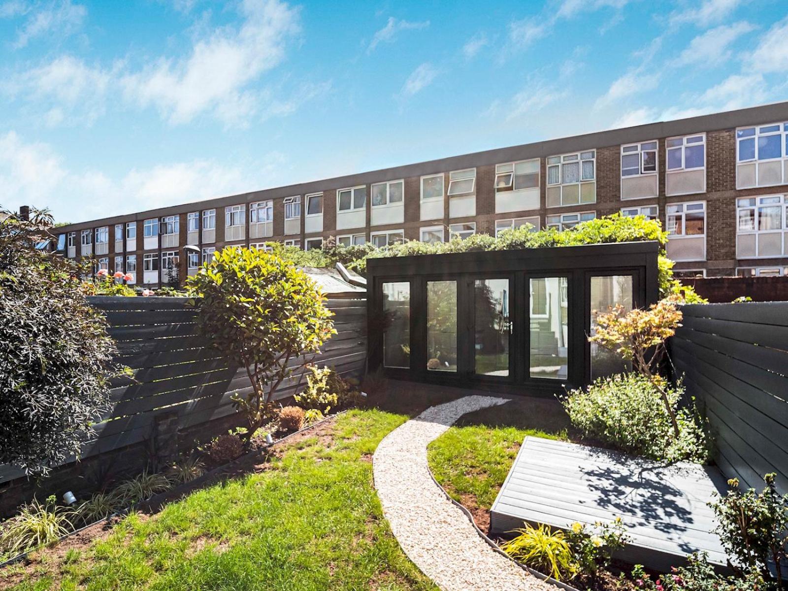 Stylish Maisonette Pass The Keys *
