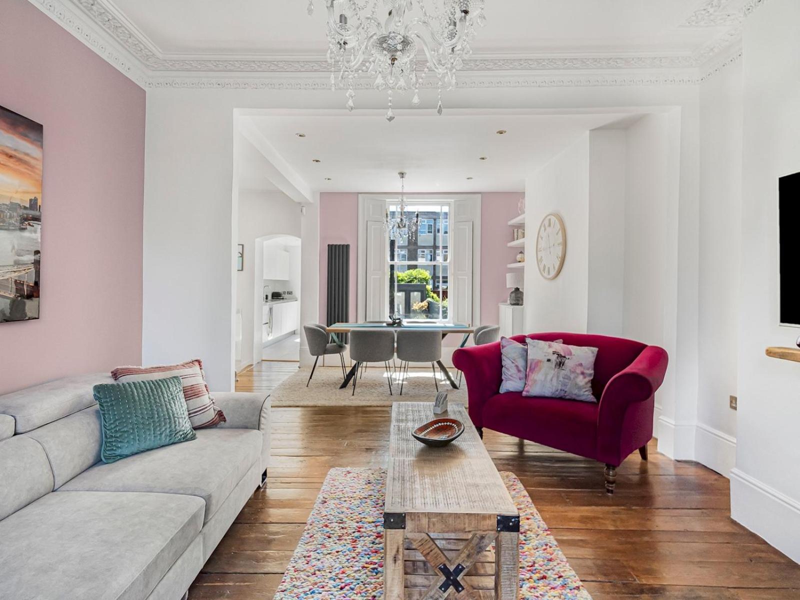 Stylish Maisonette Pass The Keys